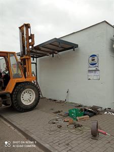 Budování ve městě * Čekárna na autobusovém nádraží