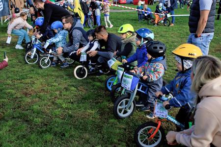 Sport * I. ročník - Kolo Cup & Ultraminifotbal Cup - dětské závody na velkopavlovickém letišti