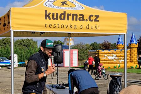 Sport * I. ročník - Kolo Cup & Ultraminifotbal Cup - dětské závody na velkopavlovickém letišti