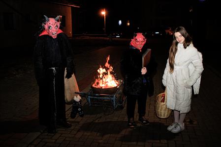 Advent & Vánoce * Ulicemi města chodil Mikuláš, andělé a čerti