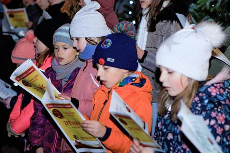 Advent & Vánoce * XIV. ročník akce ČESKO ZPÍVÁ KOLEDY s Deníkem, u nás poosmé