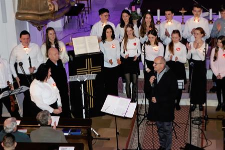 Advent & Vánoce * Vánoční koncert studentů velkopavlovického gymnázia v kostele