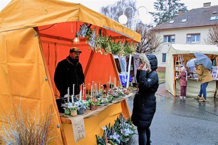 Kultura * Vánoční jarmark u radnice 