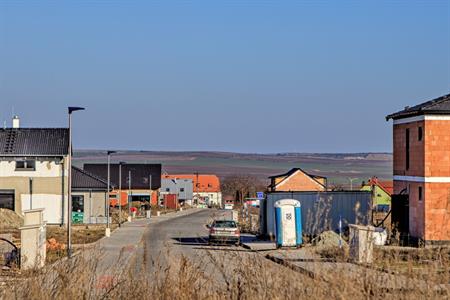 Výstavba ve městě * Nová obytná lokalita Ostrovec - bývalé JZD/družstvo