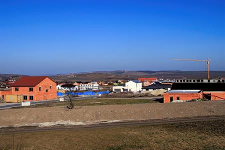 Výstavba ve městě * Nová obytná lokalita Ostrovec - bývalé JZD/družstvo