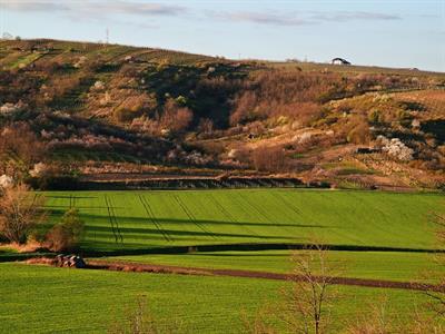 UMĚNÍM POZNÁVÁME SVÉ SOUSEDY * výstupy DUBEN 2011