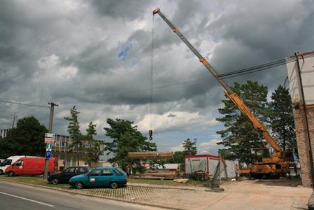 UMĚNÍM POZNÁVÁME SVÉ SOUSEDY * výstupy KVĚTEN 2011