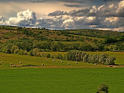 UMĚNÍM POZNÁVÁME SVÉ SOUSEDY * výstupy ČERVEN 2011