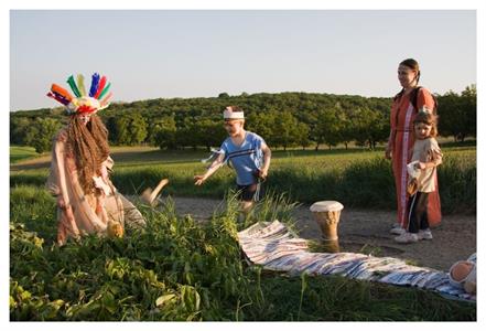 UMĚNÍM POZNÁVÁME SVÉ SOUSEDY * výstupy ČERVEN 2011