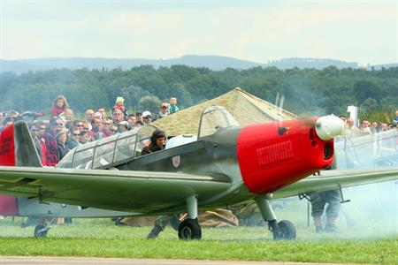 UMĚNÍM POZNÁVÁME SVÉ SOUSEDY * výstupy SRPEN 2011
