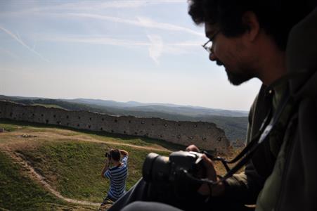 UMĚNÍM POZNÁVÁME SVÉ SOUSEDY * výstupy ZÁŘÍ 2011