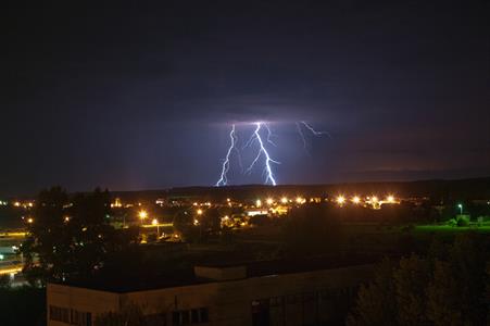 UMĚNÍM POZNÁVÁME SVÉ SOUSEDY * výstupy ZÁŘÍ 2011