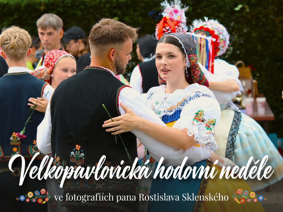 Nedělní hodovní veselí ve fotografiích Rostislava Sklenského