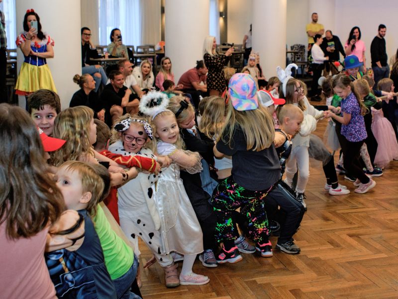 DĚTSKÉ MAŠKARNÍ ODPOLEDNE